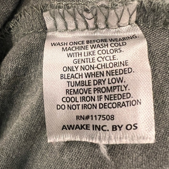 Zoe and Liv “ You are the Pina to my Colada” shirt size small - Picture 6 of 6